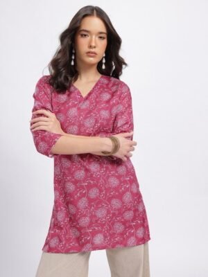 Anouk Rustic Floral Printed V-Neck Straight Kurti