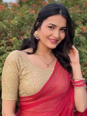 Bindigasm's Advi Metallic Zari Rose Embossed Woven-Design Stretchable Saree Blouse