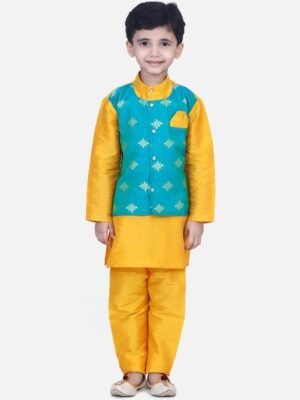 BownBee Boys Woven Design Mandarin Collar Long Sleeves Kurta with Pyjamas