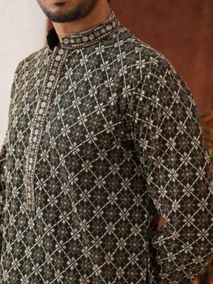 jompers-men-embroidered-regular-sequinned-kurta-with-pyjamas-22.jpg