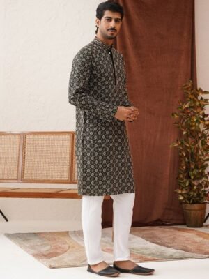 Jompers Men Embroidered Regular Sequinned Kurta with Pyjamas