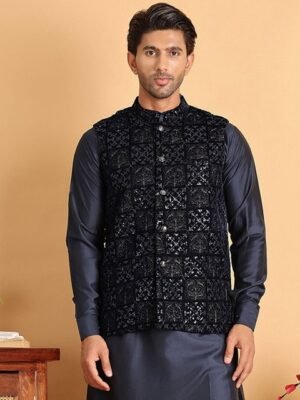 Jompers Men Embroidered Velvet Nehru Jacket