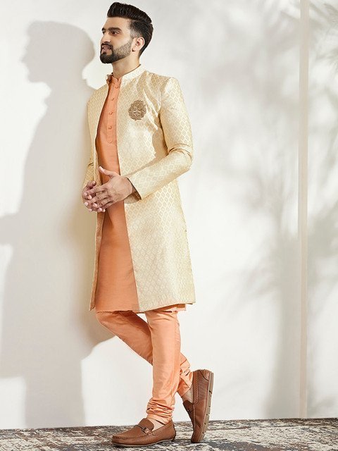 KISAH Men Ethnic Self Design Kurta & Indowestern Sherwani With Churidar