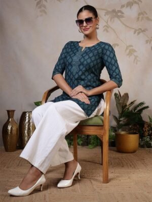 Nayo Ethnic Motifs Printed Cotton Straight Tunic