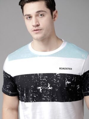 Roadster Men White & Black Pure Cotton Striped Round Neck T-shirt