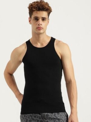 United Colors of Benetton Men Regular Fit Basic Innerwear Vest