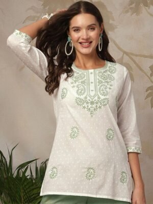Uparna Floral Embroidered Chikankari Kurti