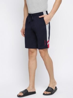 van-heusen-innerwear-athleisure-men-solid-smart-tech-easy-stain-release-knit-2.jpg
