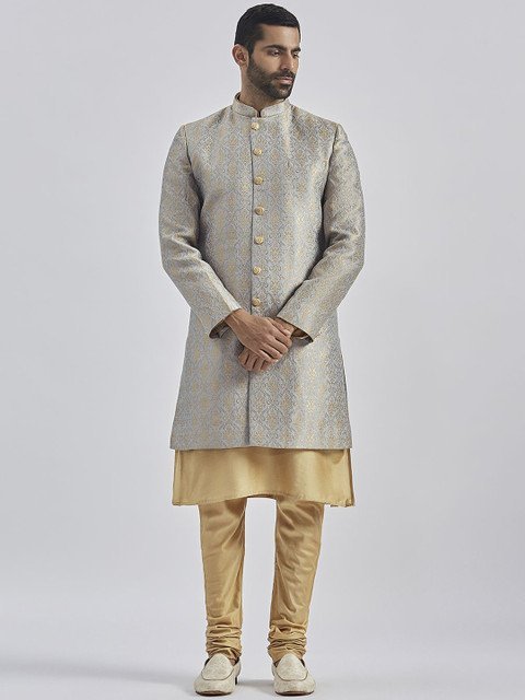 VASTRAMAY Men Self Design Sherwani Set