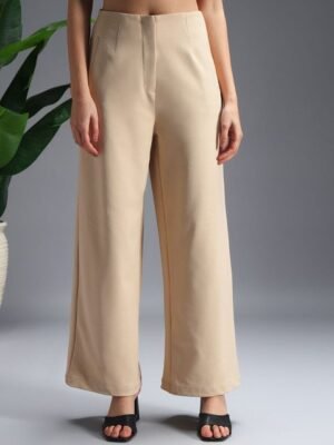 Zastraa Women Relaxed Straight Leg Straight Fit High-Rise Parallel Trousers
